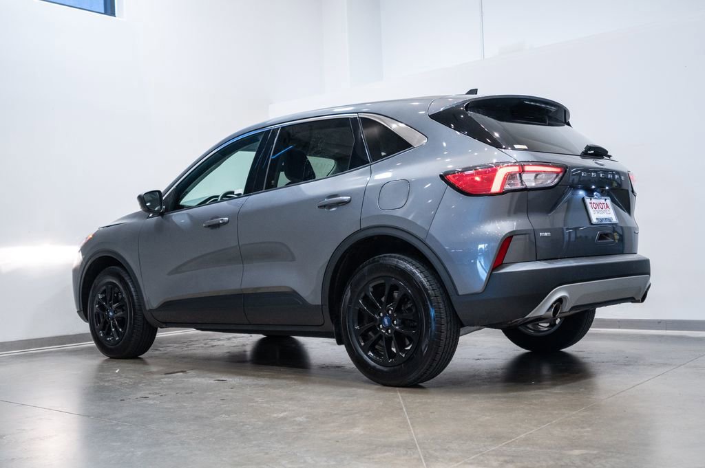 Used 2022 Ford Escape SE w/ Convenience Package AWD/4WD image 7