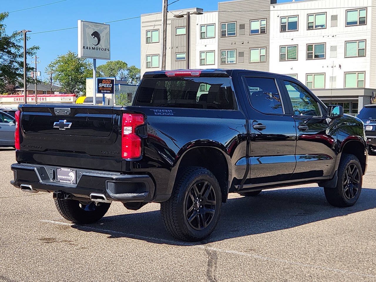 Used 2025 Chevrolet Silverado 1500 Custom Trail Boss w/ Midnight Edition AWD/4WD image 10