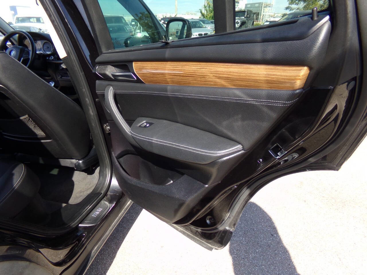 Used 2013 BMW X3 xDrive35i image 22