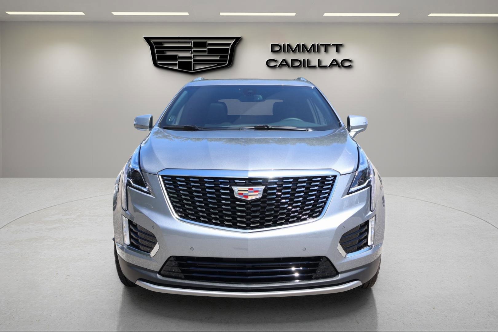 New 2025 Cadillac XT5 Premium Luxury image 8