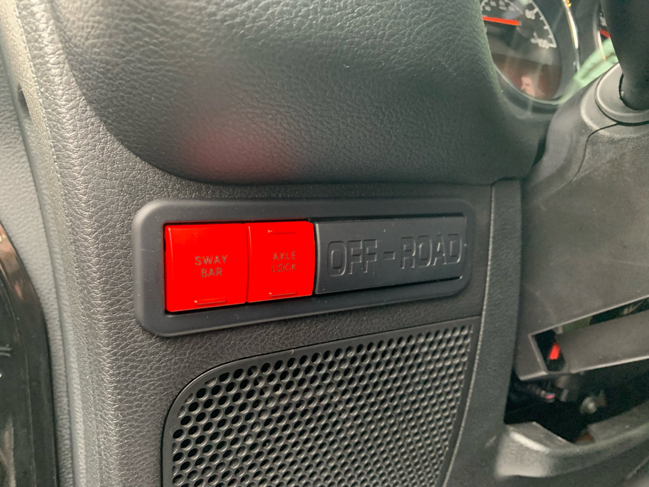 Used 2015 Jeep Wrangler Unlimited Rubicon image 14