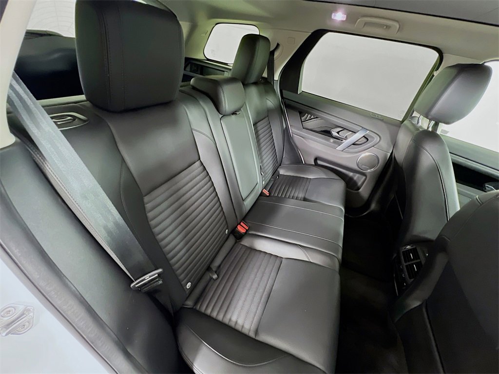 Used 2024 Land Rover Discovery Sport S image 28