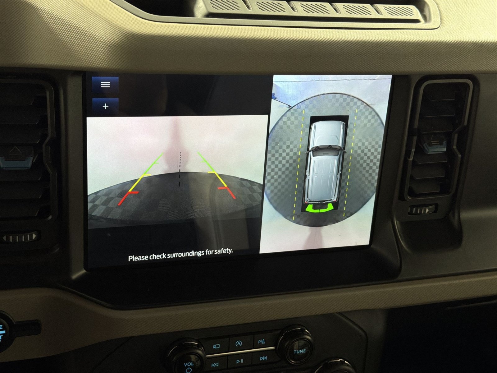 Used 2023 Ford Bronco Wildtrak AWD/4WD image 19