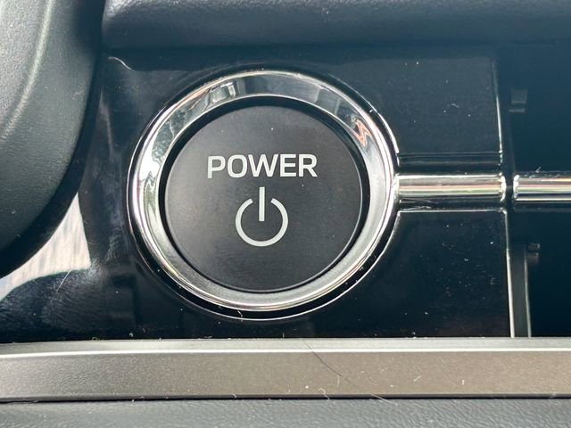 Used 2025 Mitsubishi Outlander SE AWD/4WD image 20
