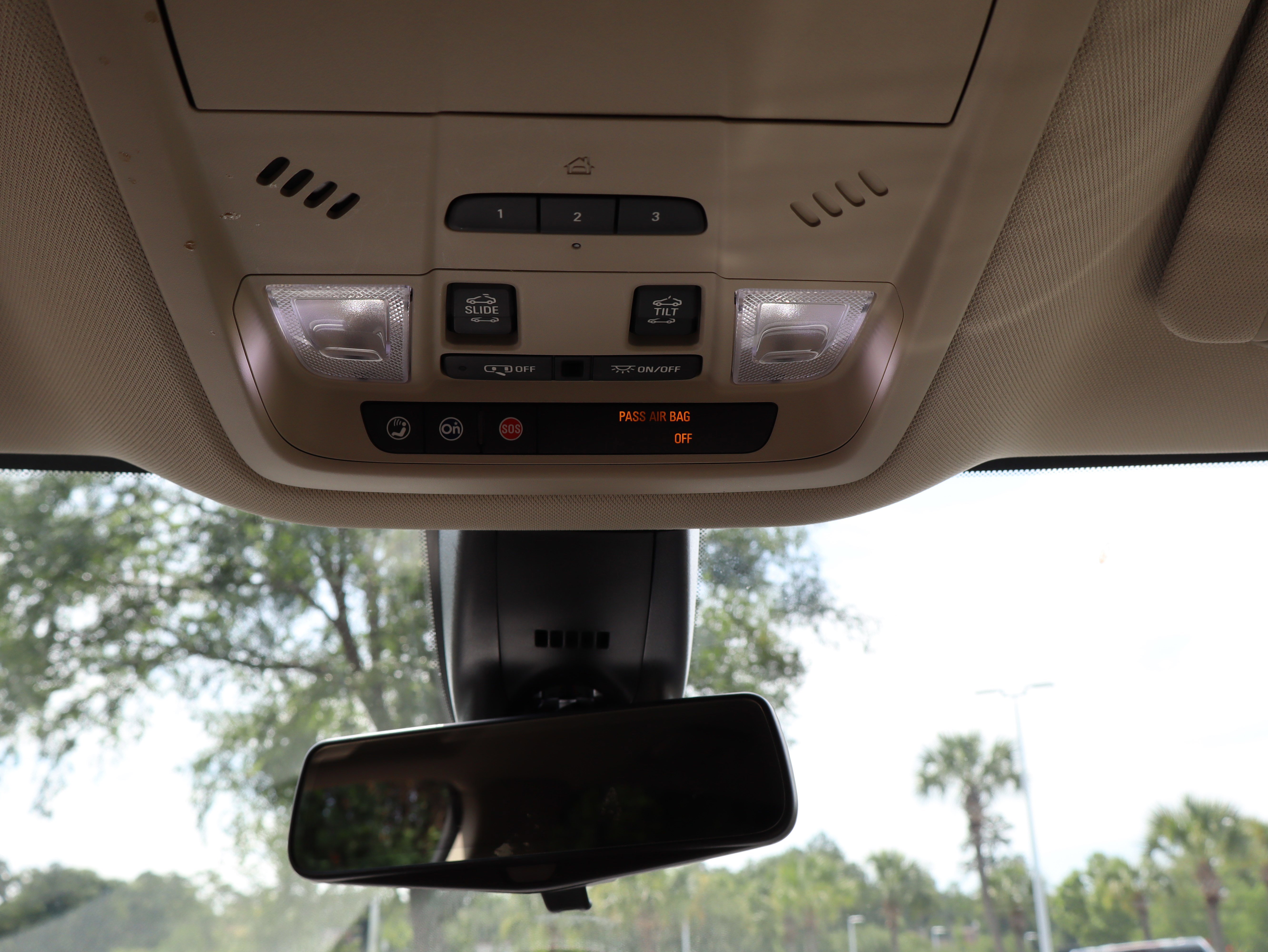 Used 2019 Buick Enclave Premium w/ Experience Buick Package FWD image 42
