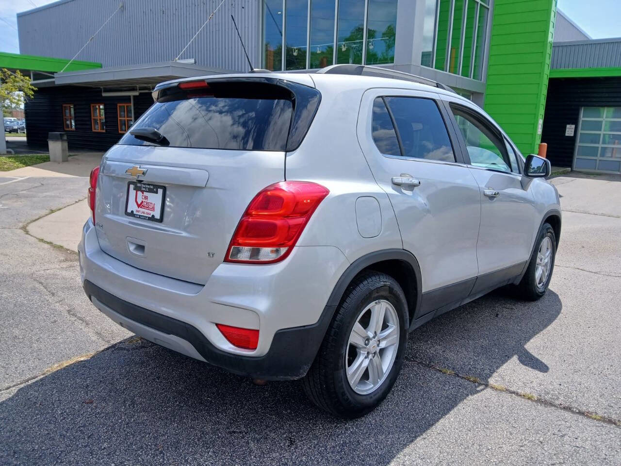Used 2020 Chevrolet Trax LT w/ LT Convenience Package image 5