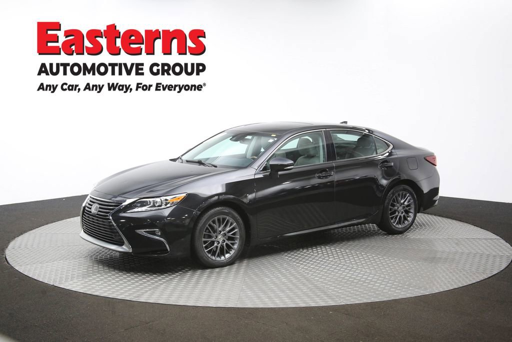 Used 2018 Lexus ES 350 w/ Luxury Package w/Wood Trim FWD image 61