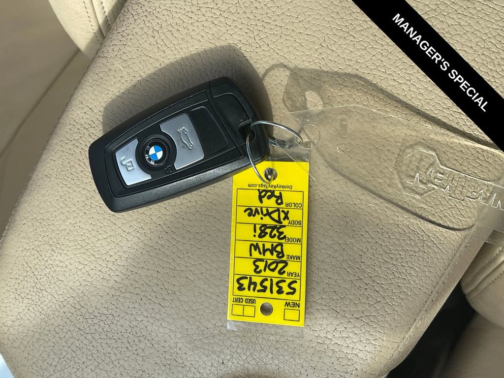 Used 2013 BMW 328i xDrive Sedan AWD/4WD image 26
