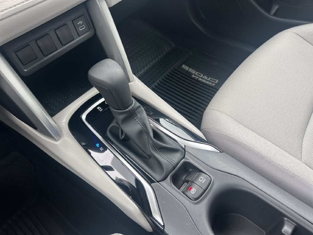Used 2024 Toyota Corolla Cross L AWD/4WD image 24