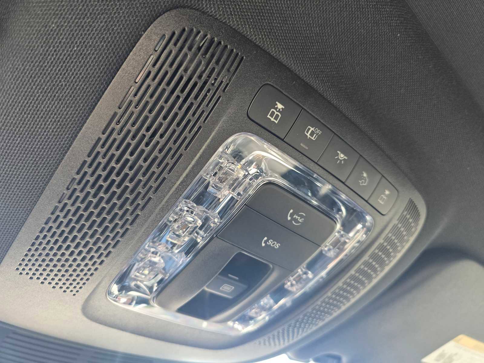 Used 2025 Mercedes-Benz GLS 450 4MATIC image 35