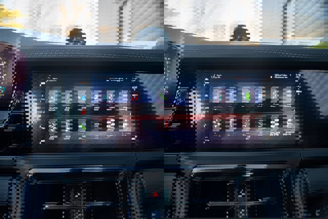 New 2026 Porsche Panamera Turbo image 20