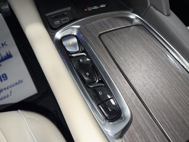 Used 2023 Buick Enclave Avenir w/ Avenir Technology Package image 23