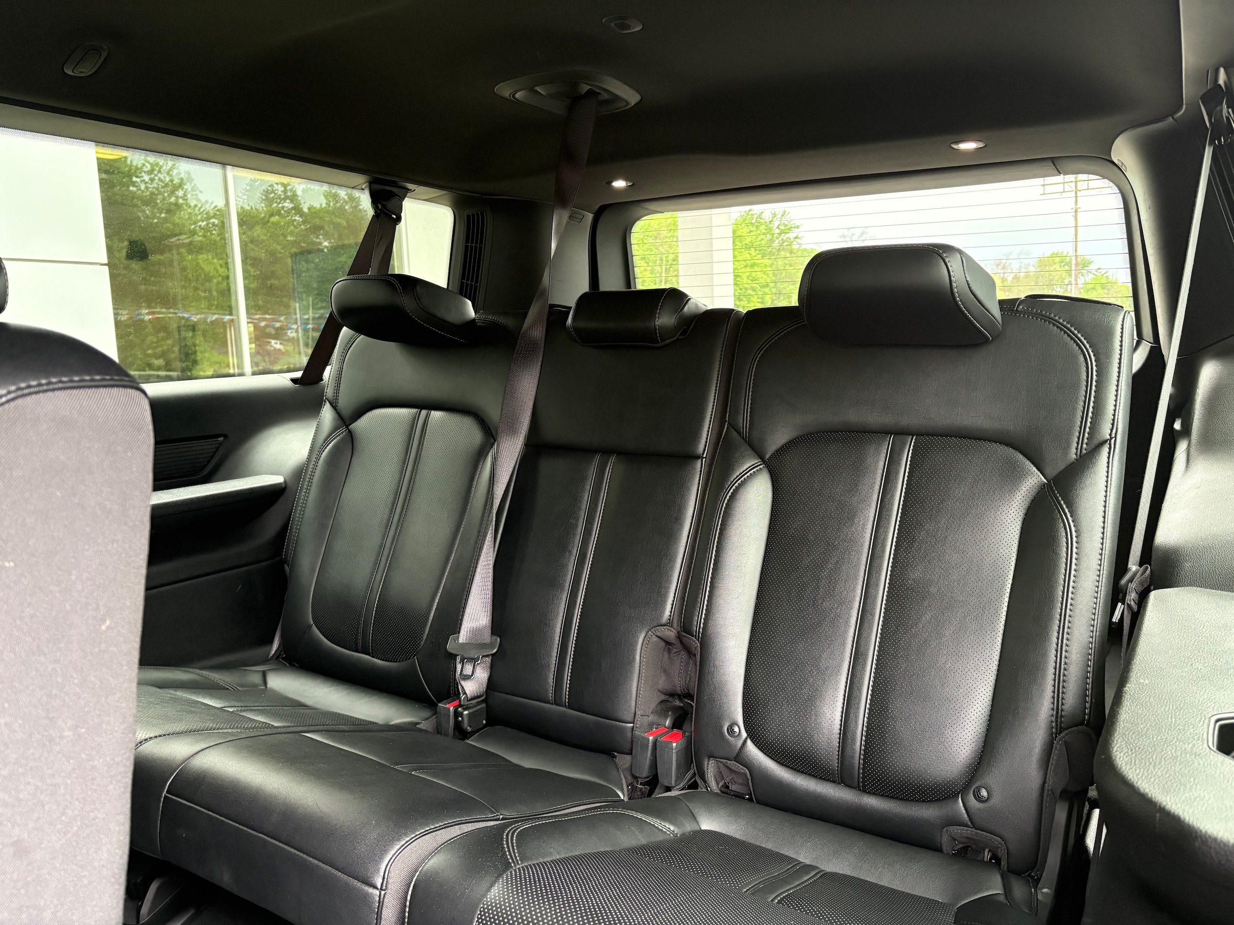 Certified 2024 Jeep Wagoneer L Series III w/ Flexible Seating Group AWD/4WD image 12