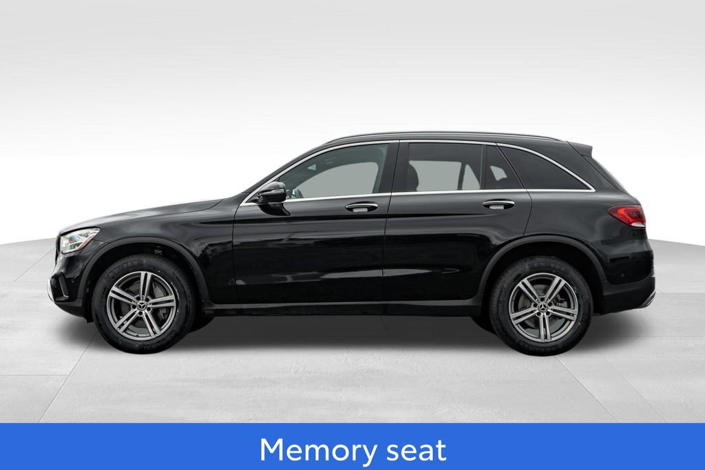 Used 2021 Mercedes-Benz GLC 300 4MATIC image 4