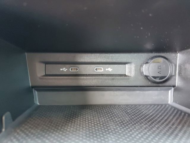 Certified 2024 Volkswagen Taos S FWD image 21