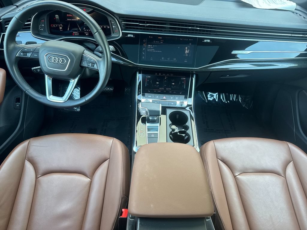 Used 2023 Audi Q7 3.0T Premium AWD/4WD image 17