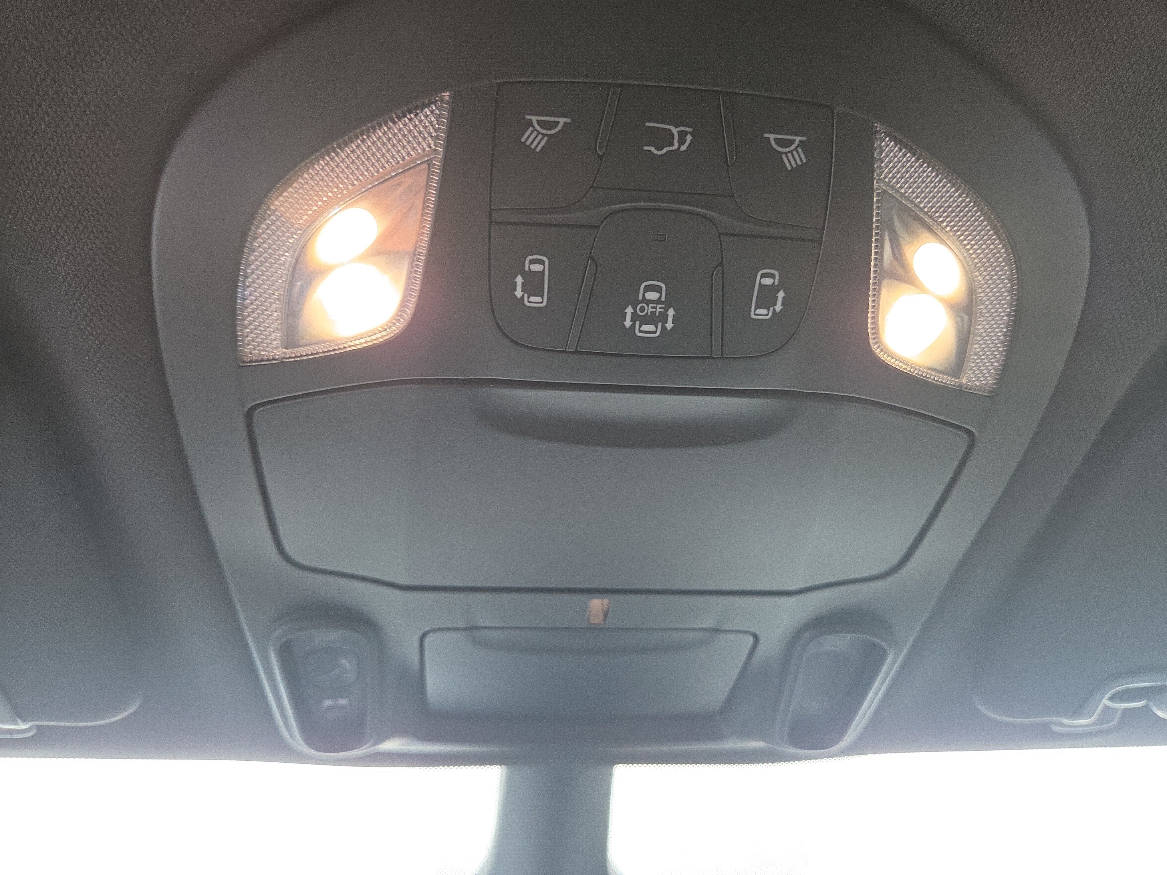 New 2027 Chrysler Pacifica Limited AWD/4WD image 8