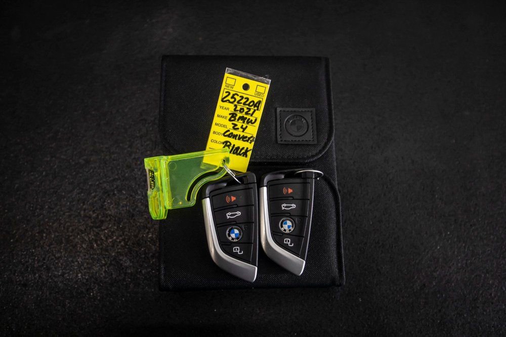 Used 2021 BMW Z4 M40i w/ Shadowloine Package image 46