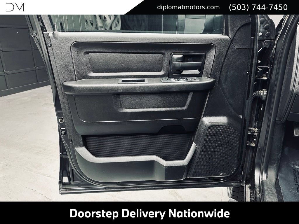 Used 2019 RAM 1500 ST w/ SXT Plus Group AWD/4WD image 25