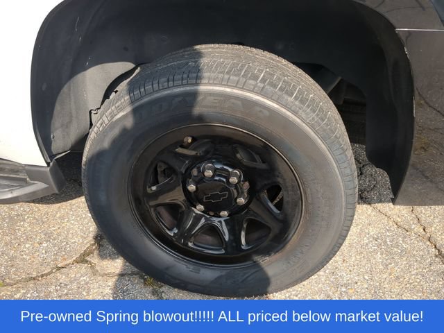 Used 2019 Chevrolet Tahoe 2WD w/ Enhanced Driver Alert Package image 14