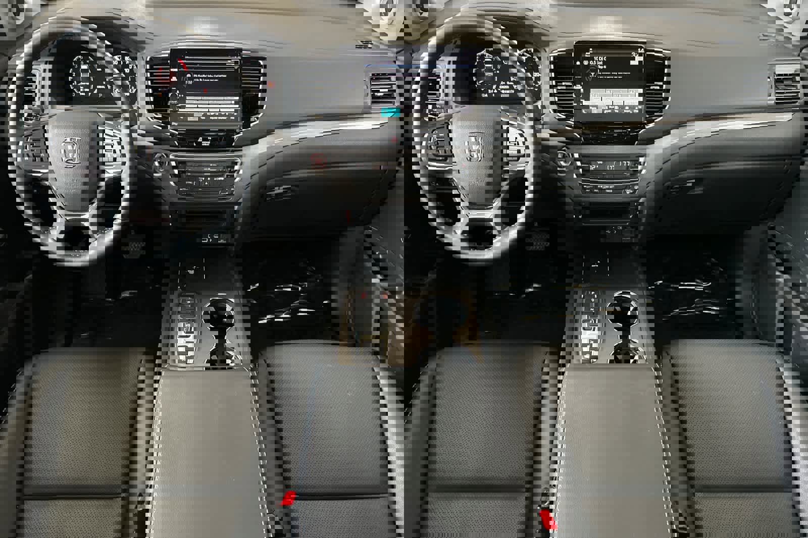 Used 2025 Honda Ridgeline RTL image 3