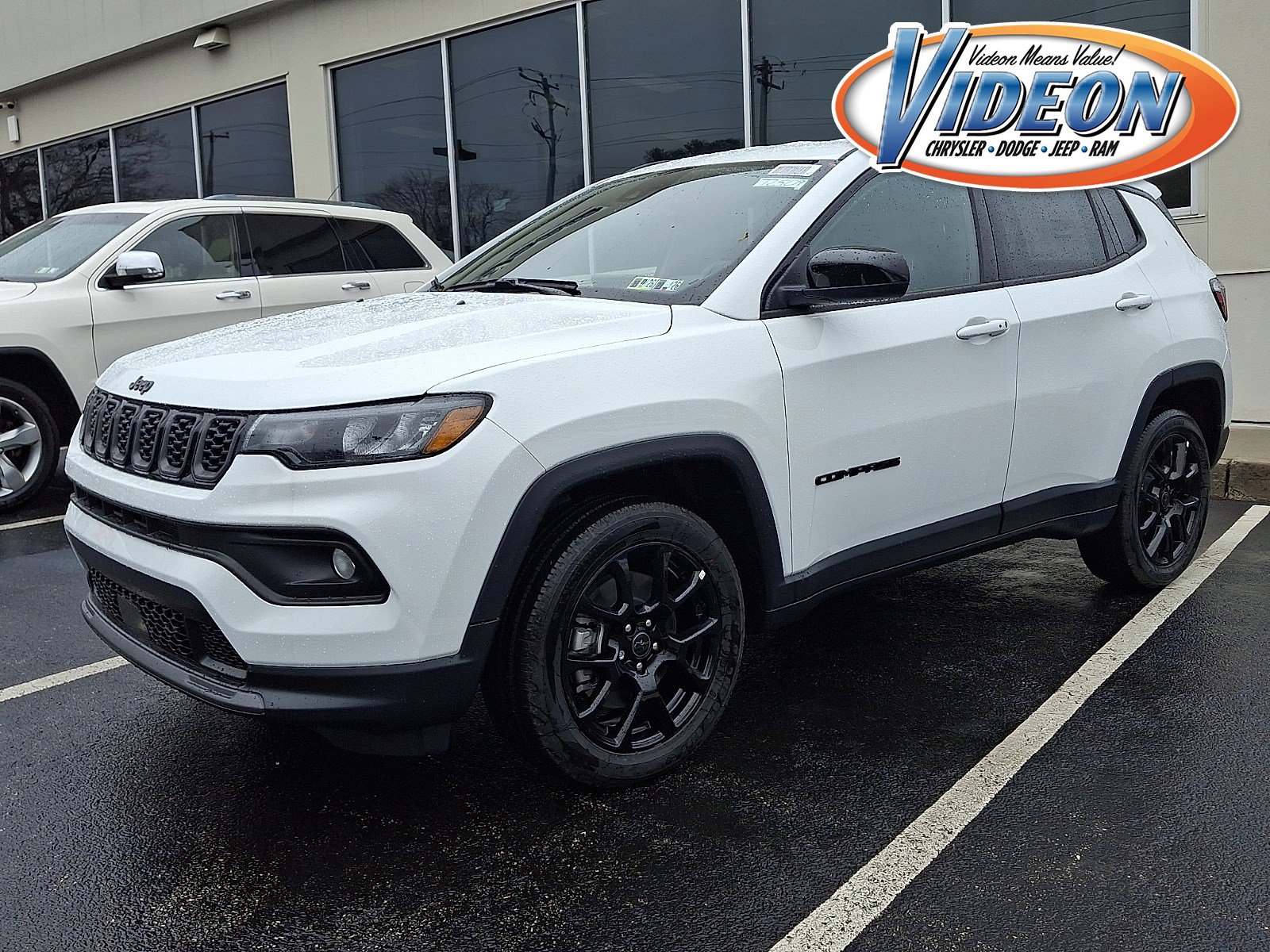 New 2026 Jeep Compass Latitude image 1