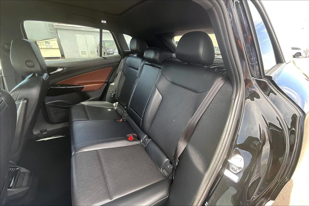 Used 2021 Volkswagen ID.4 Pro S w/ Gradient Package RWD image 28