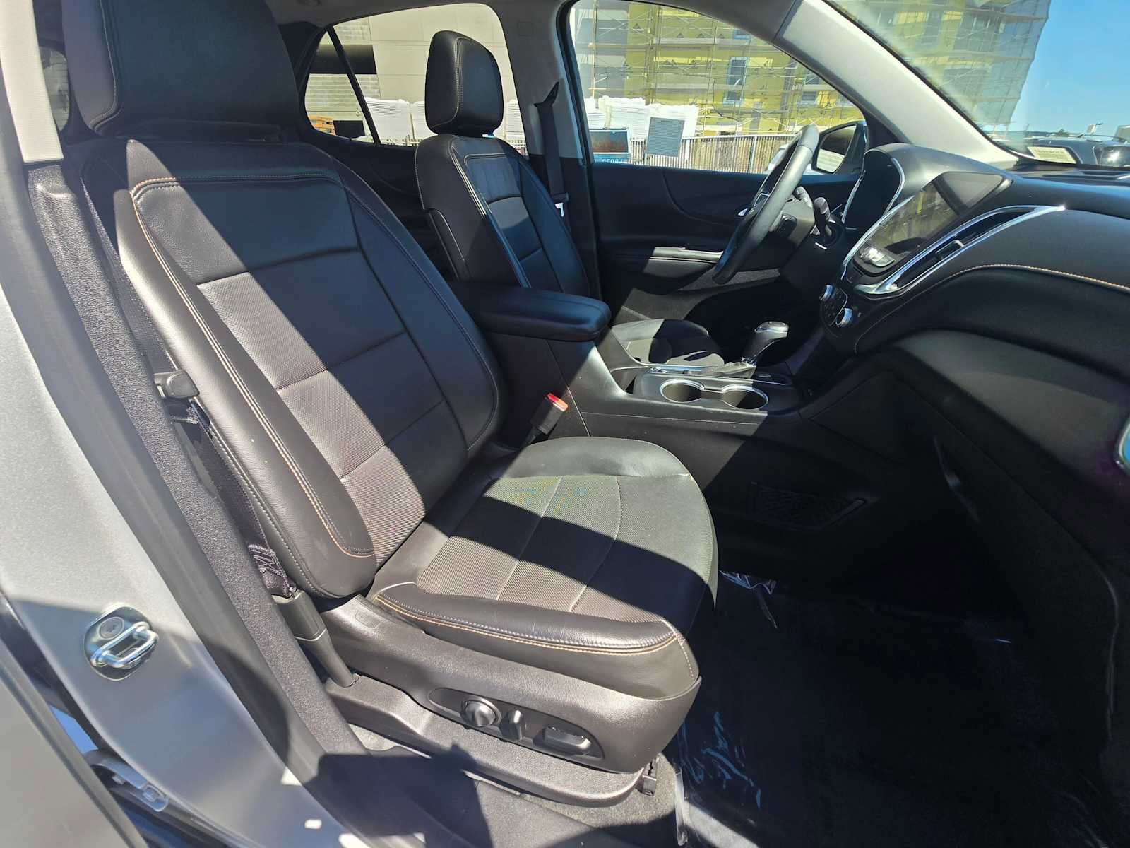 Used 2018 Chevrolet Equinox Premier AWD/4WD image 10