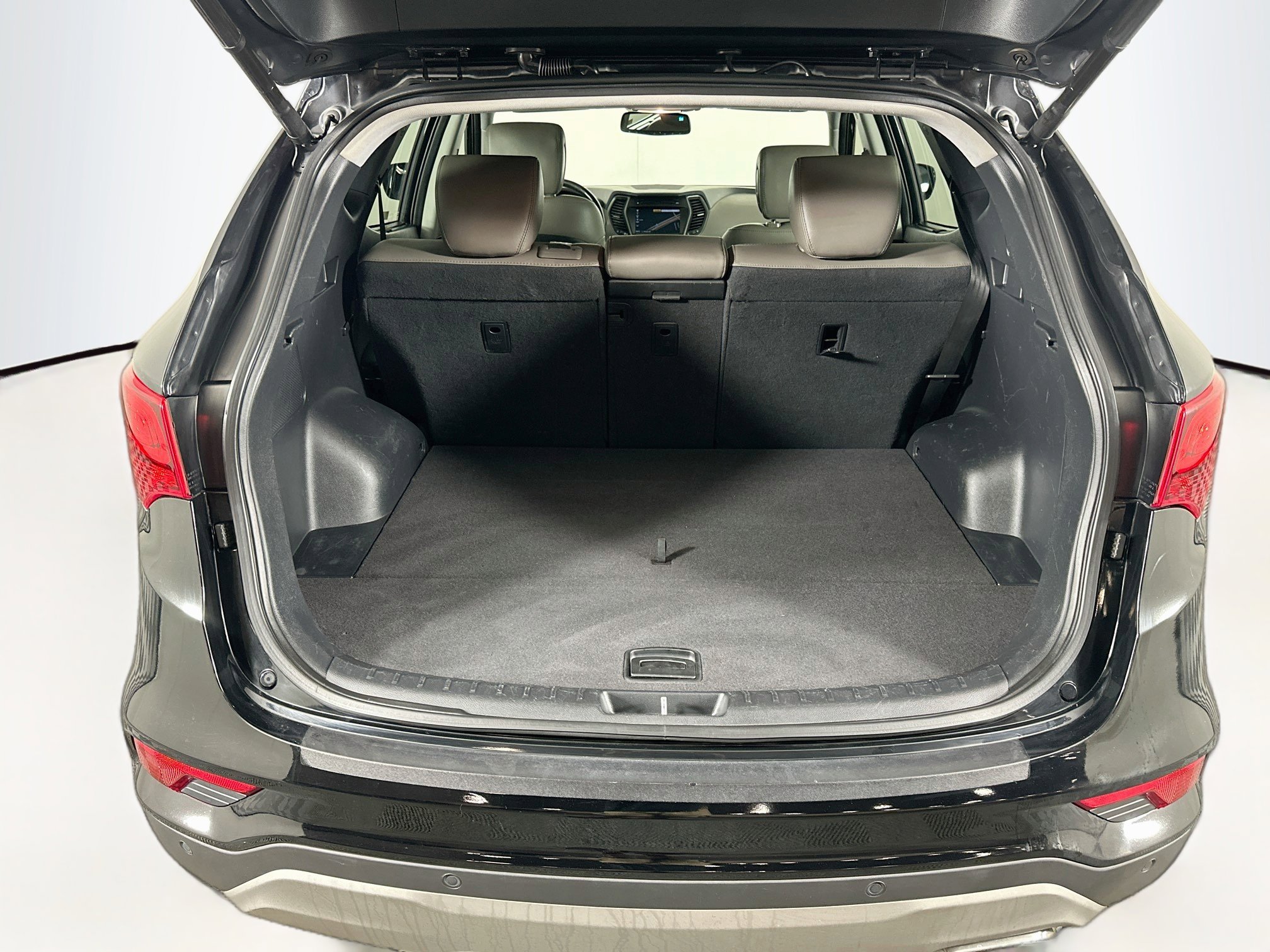 Used 2017 Hyundai Santa Fe Sport w/ 2.4L Tech Package 04 FWD image 29