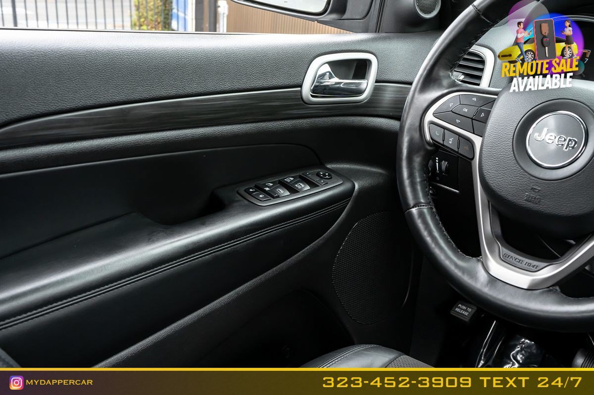Used 2021 Jeep Grand Cherokee Laredo X AWD/4WD image 21