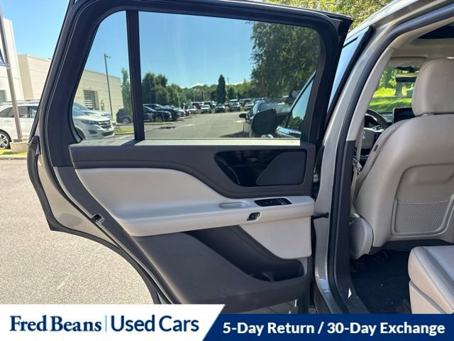 Certified 2023 Lincoln Aviator AWD w/ Premium Package image 15