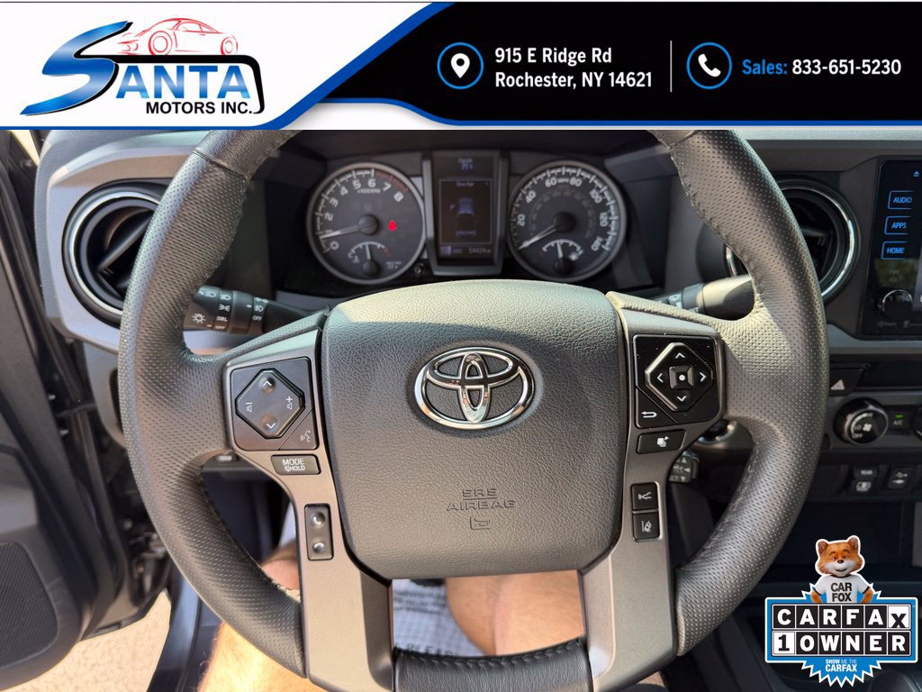 Used 2018 Toyota Tacoma TRD Sport AWD/4WD image 7