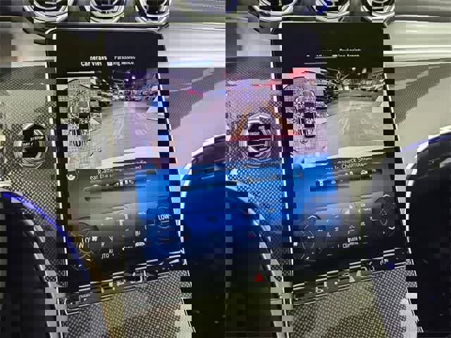 Used 2025 Mercedes-Benz GLC 350e GLC 350e image 31