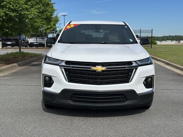 Used 2023 Chevrolet Traverse LS FWD image 2
