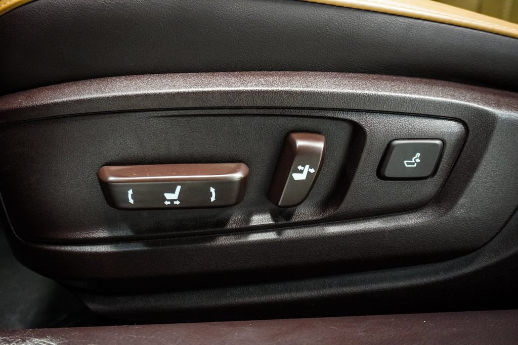 Used 2018 Lexus ES 350 w/ Luxury Package w/Wood Trim FWD image 18