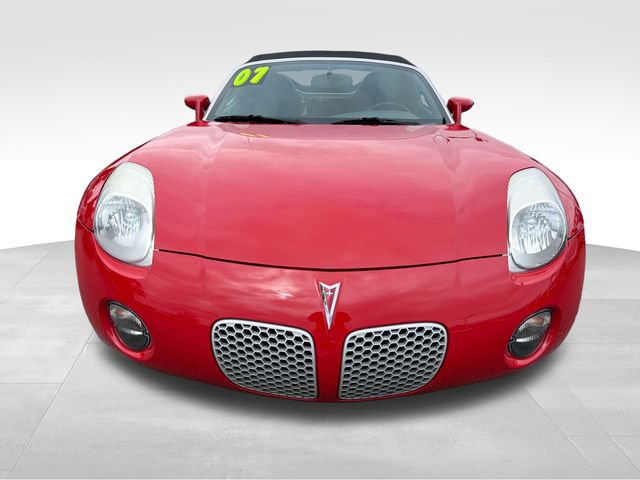 Used 2007 Pontiac Solstice Convertible w/ Premium Package RWD image 2