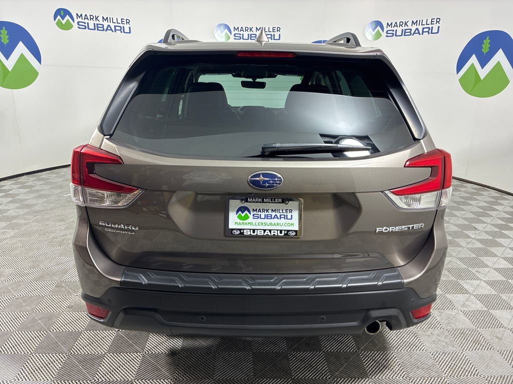 Certified 2023 Subaru Forester Limited image 9