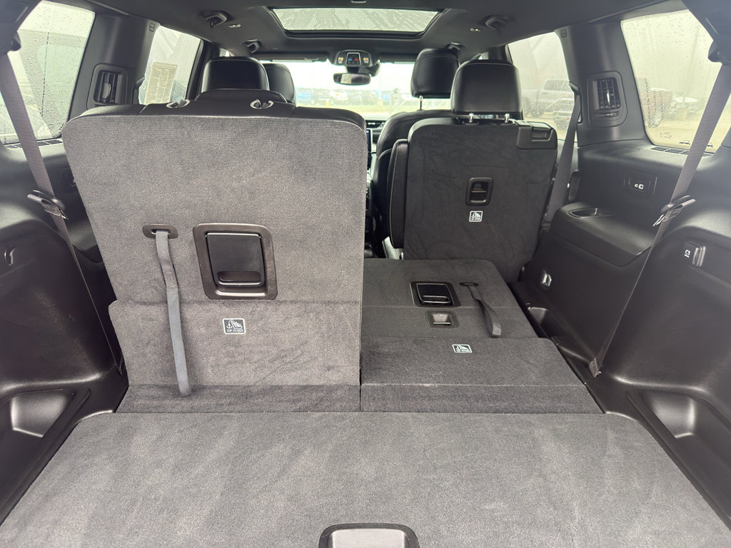 Used 2024 Jeep Grand Cherokee L Limited image 39