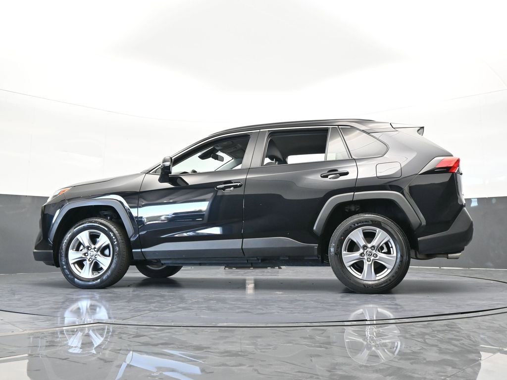 Used 2024 Toyota RAV4 XLE image 59