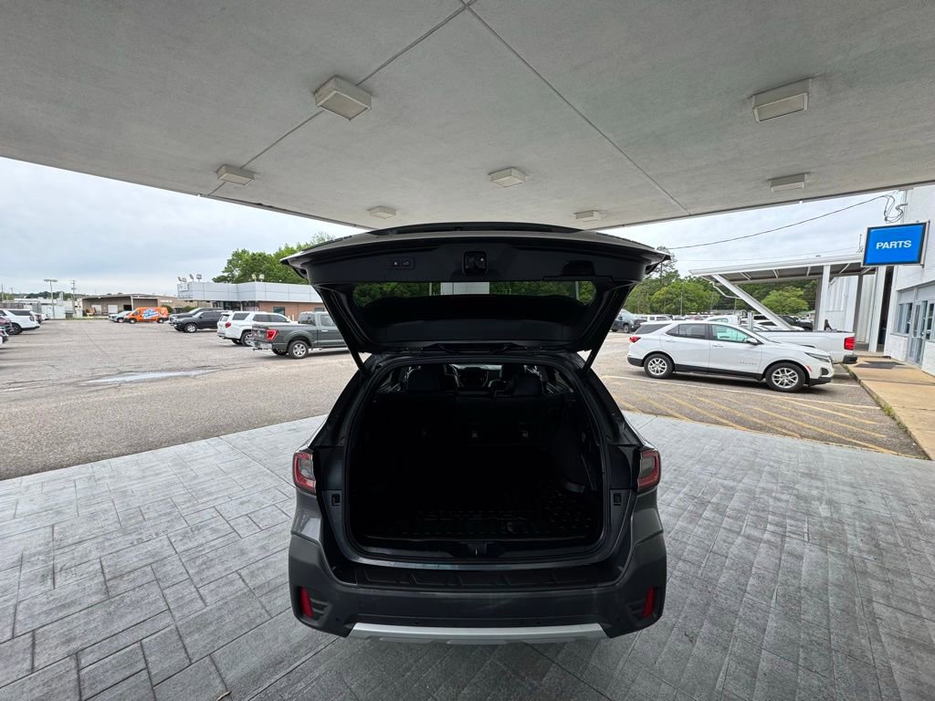 Used 2020 Subaru Outback Limited w/ Popular Package #2 image 9