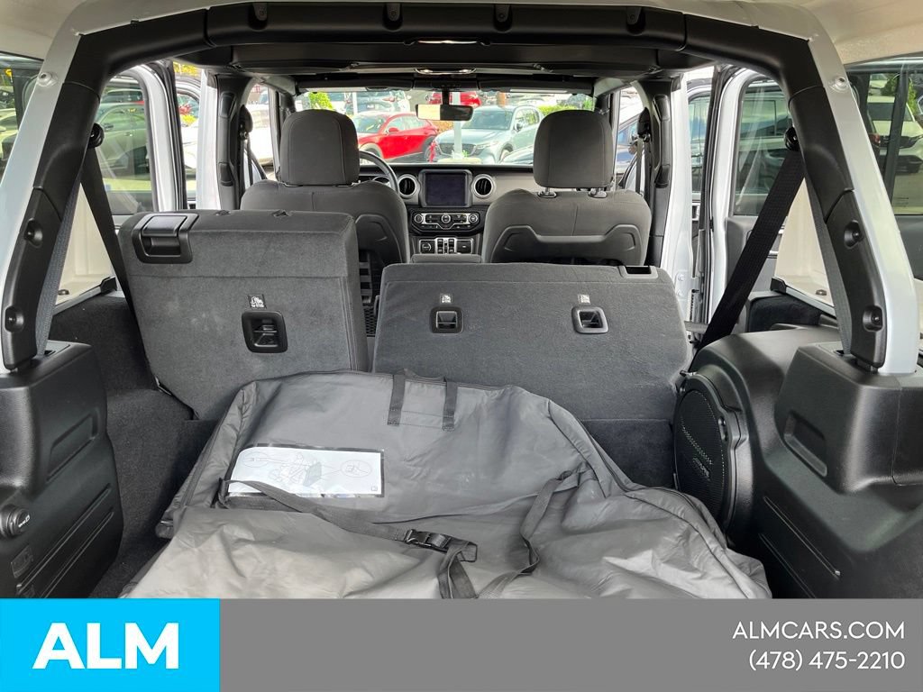 Used 2023 Jeep Wrangler Unlimited Rubicon 4xe AWD/4WD image 24