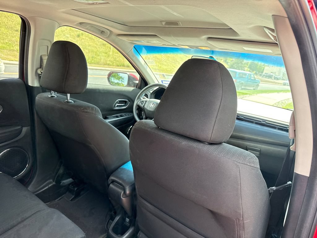 Used 2017 Honda HR-V EX image 23
