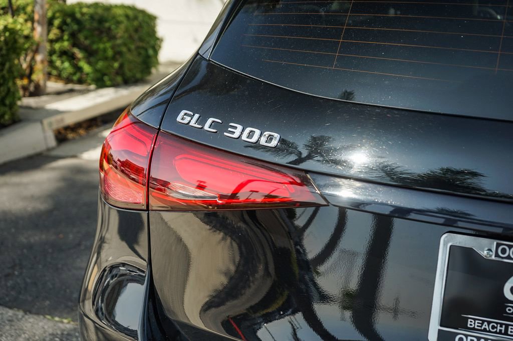 Used 2024 Mercedes-Benz GLC 300 image 7