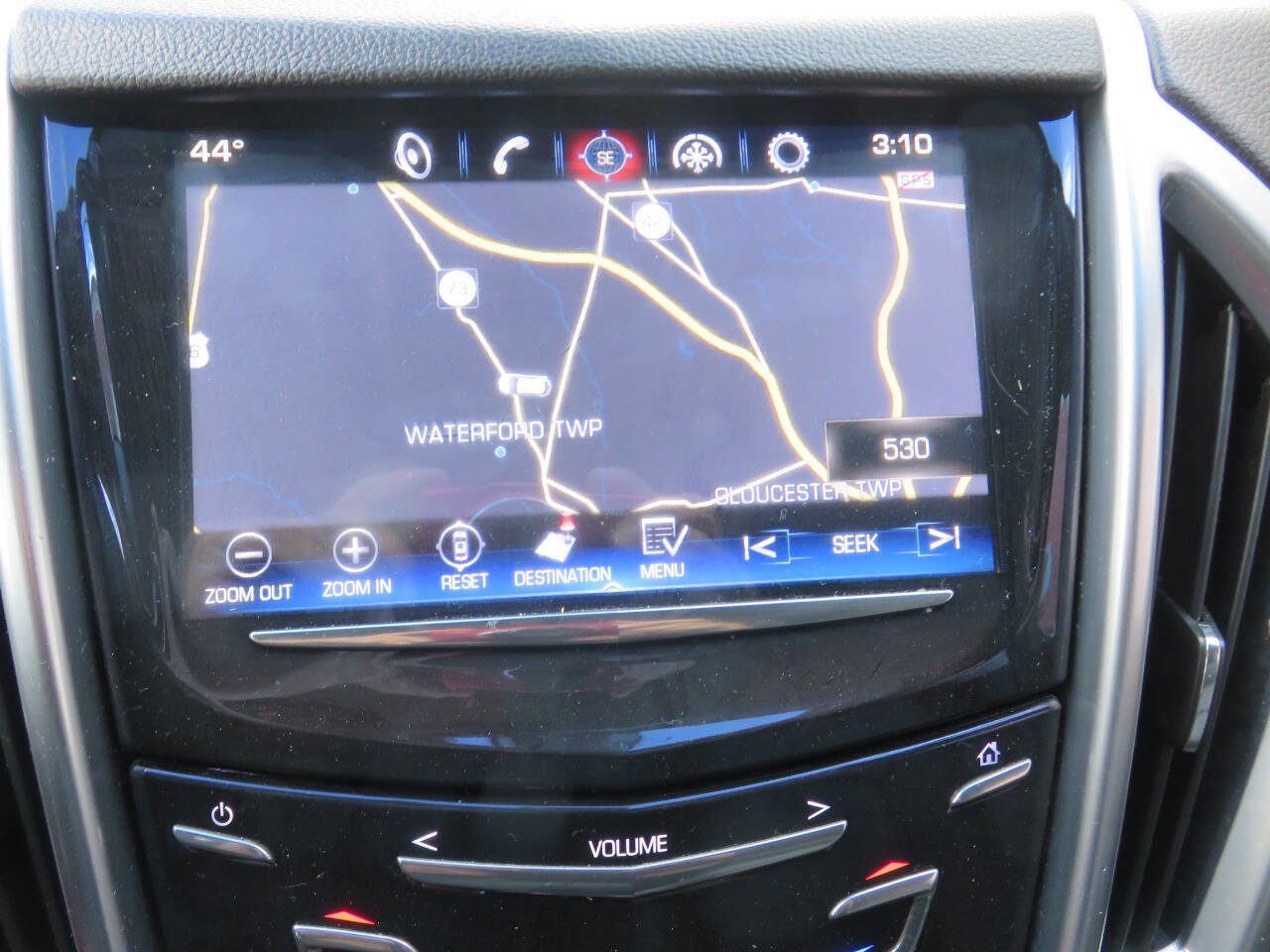 Used 2013 Cadillac SRX Luxury image 17