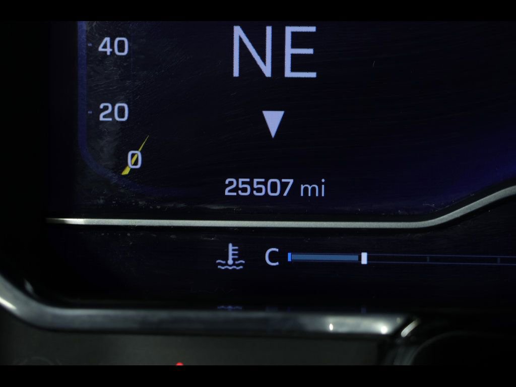 Used 2023 Chevrolet Silverado 1500 LT AWD/4WD image 25