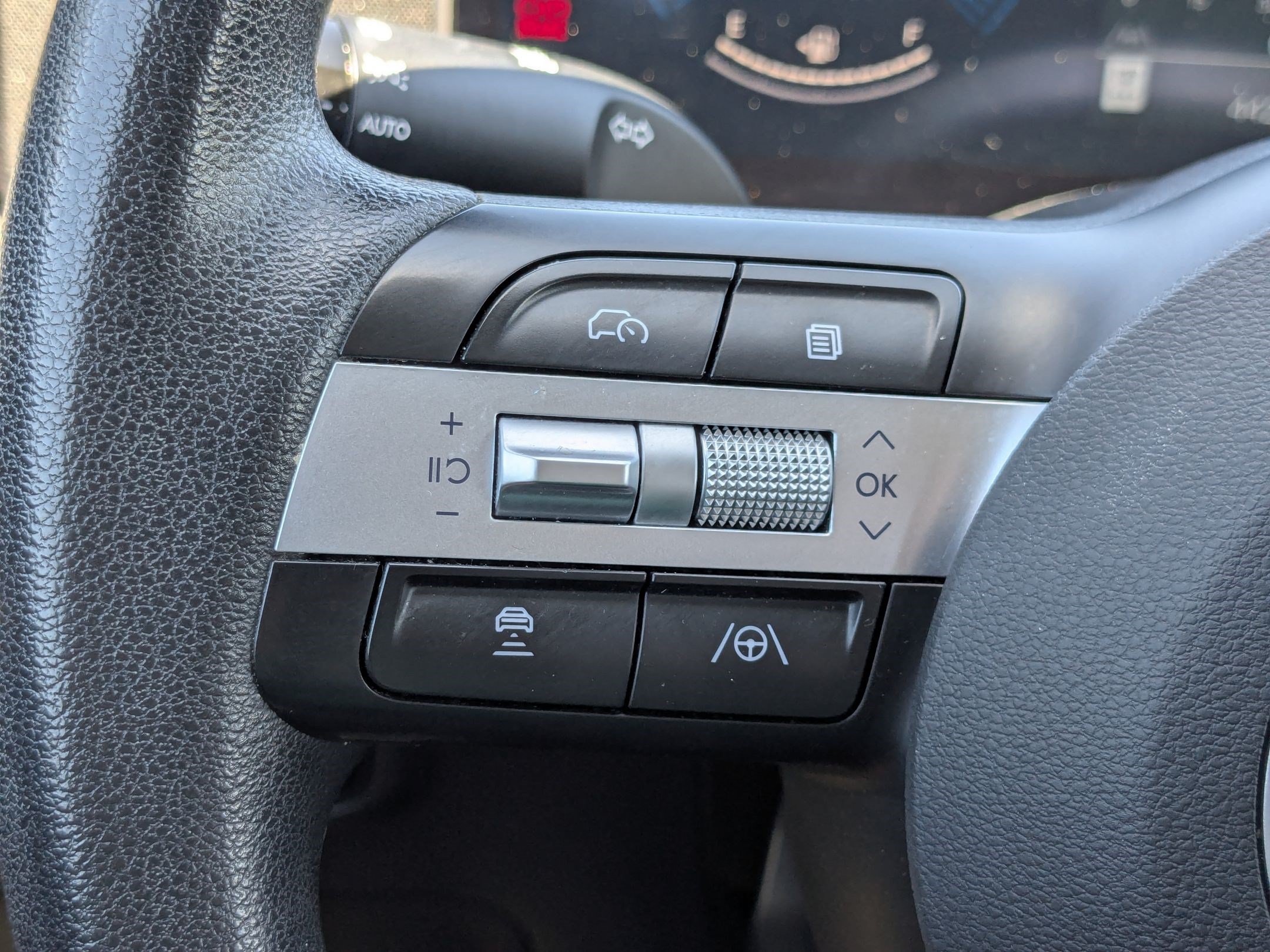 Certified 2025 Hyundai Tucson SEL AWD/4WD image 20