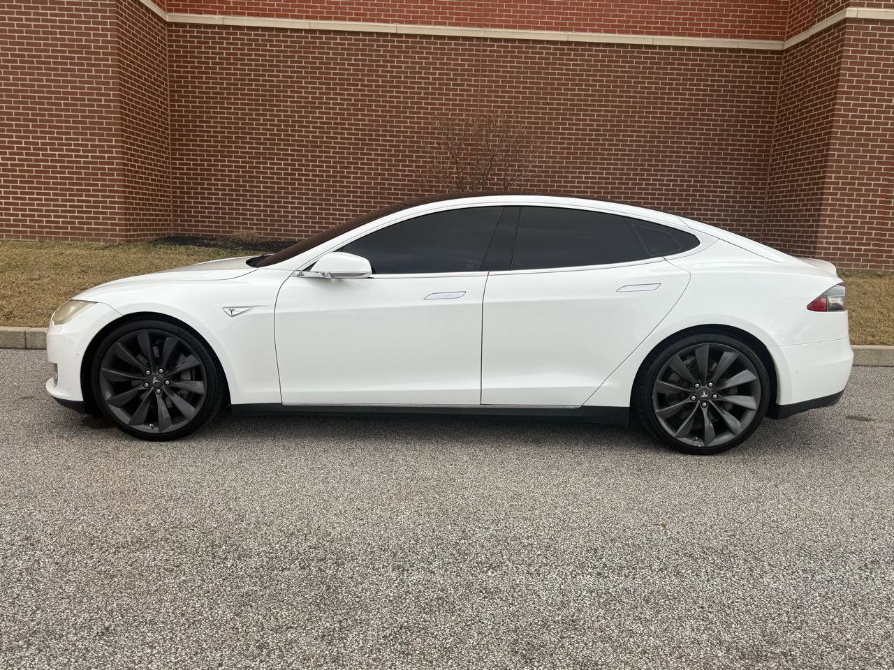 Used 2016 Tesla Model S 85D image 8