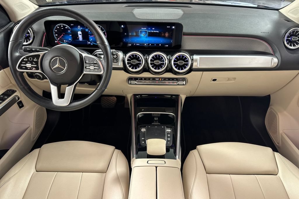 Used 2022 Mercedes-Benz GLB 250 4MATIC image 17
