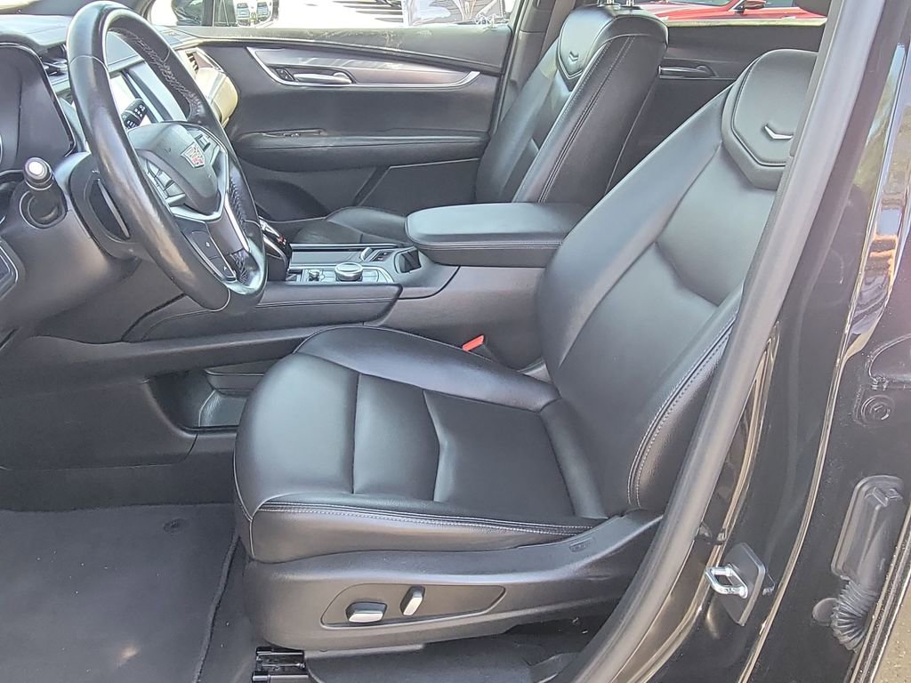 Certified 2023 Cadillac XT5 Luxury image 17