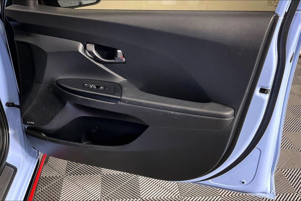 Used 2020 Hyundai Veloster N w/ Performance Package FWD image 21